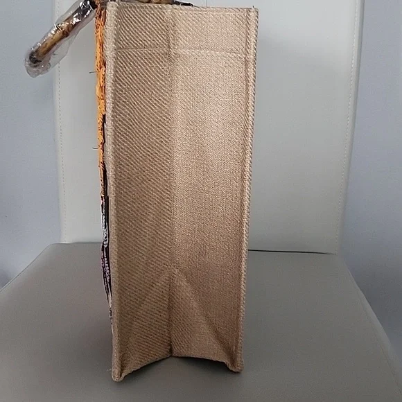 Floral Embroidered Tote Bag - Multicolor - Picture 6 of 9